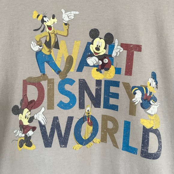 Disney Parks Walt Disney World T-Shirt Short Sleeve Mickey Mouse Crew Neck MED - Picture 3 of 10